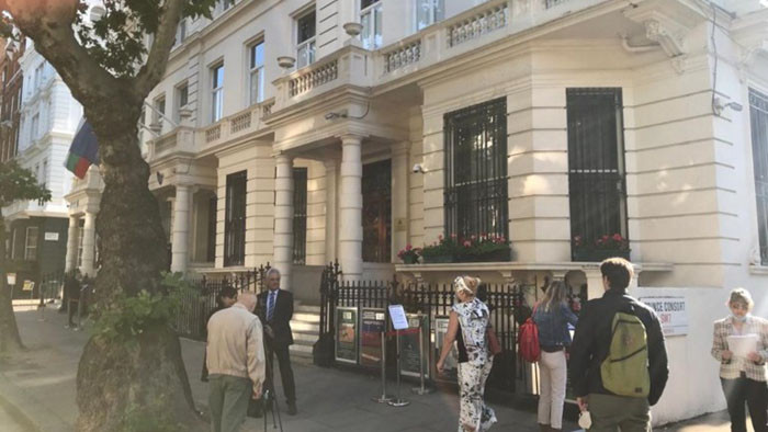 Протоколите продължават да пристигат в ЦИК тази сутрин от залите